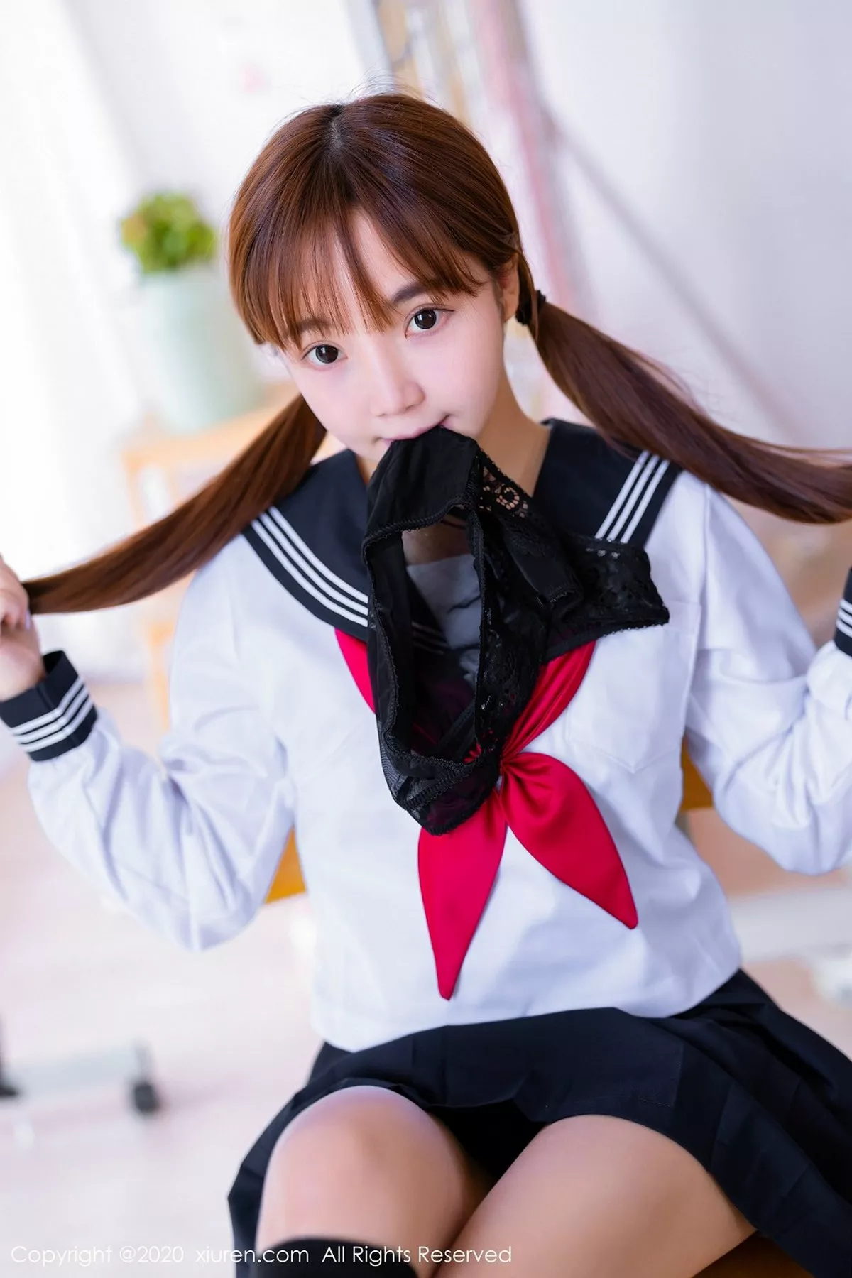 秀人集.com_[XiuRen秀人网]No.2196_嫩模团团子_una经典JK制服配黑色丁字裤秀翘臀撩人诱惑写真59P