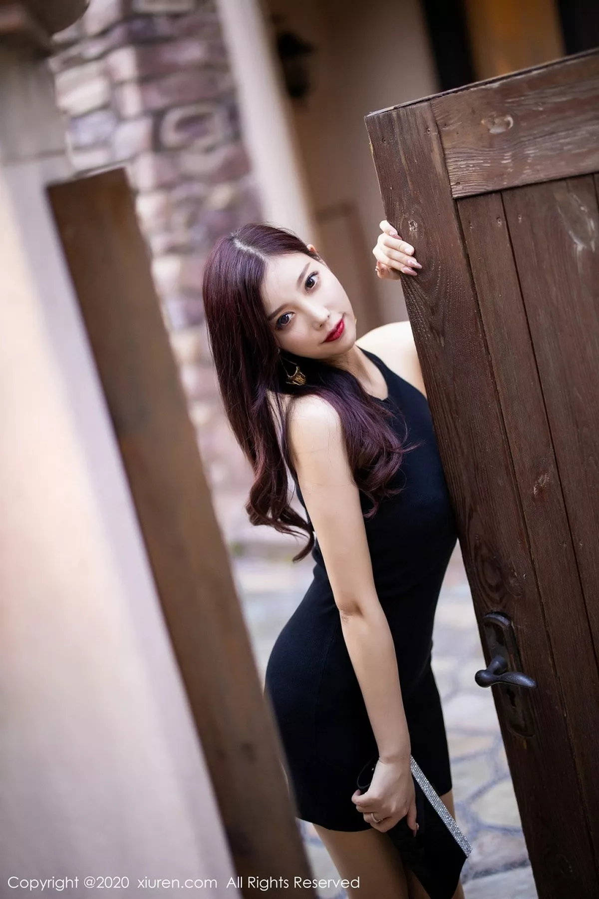 秀人集.com_[XiuRen秀人网]No.2320_女神杨晨晨sugar私房典雅吊裙主题性感内衣配肉丝裤袜诱惑写真94P