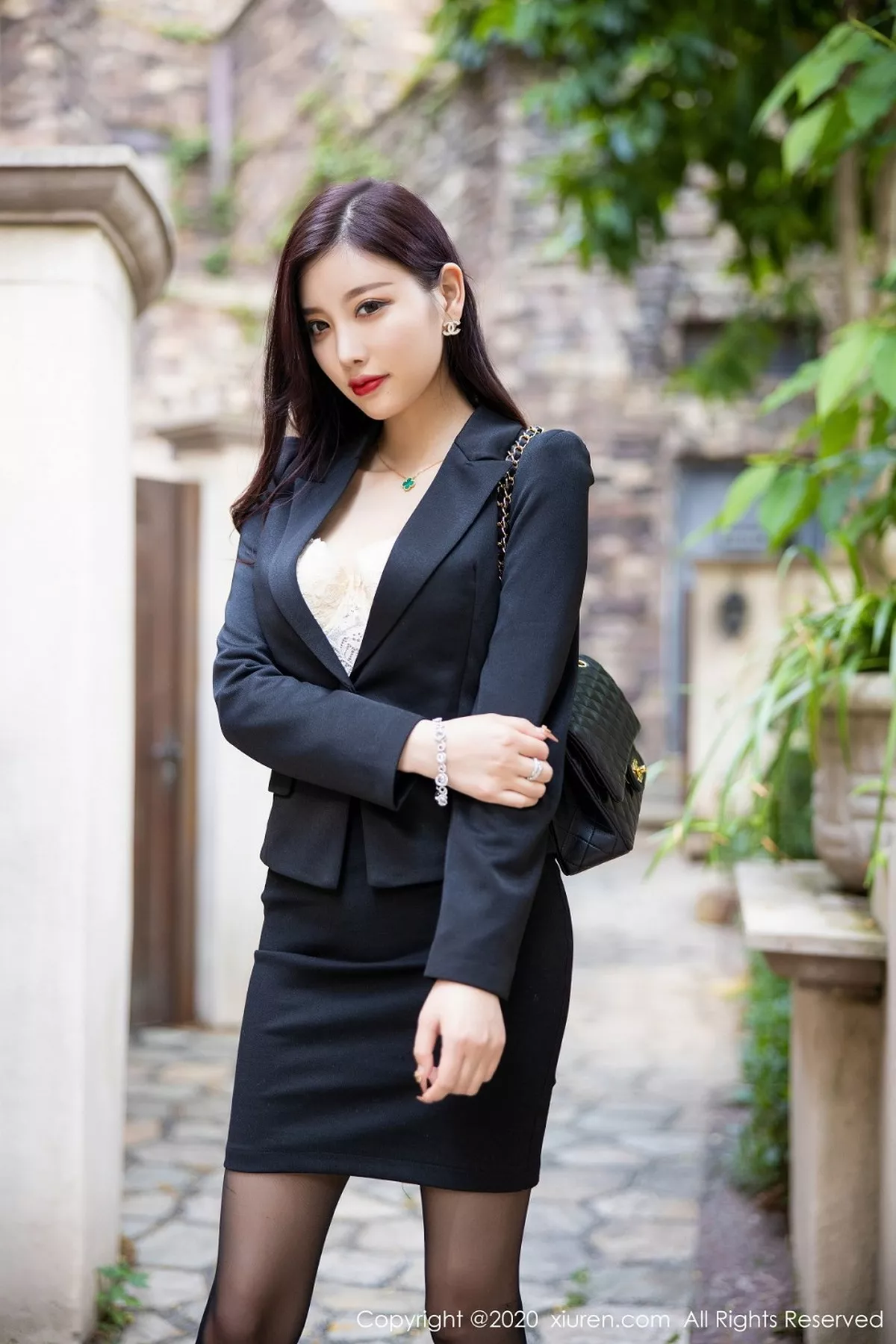 [XiuRen秀人网]第2347期杨晨晨写真-秀人集