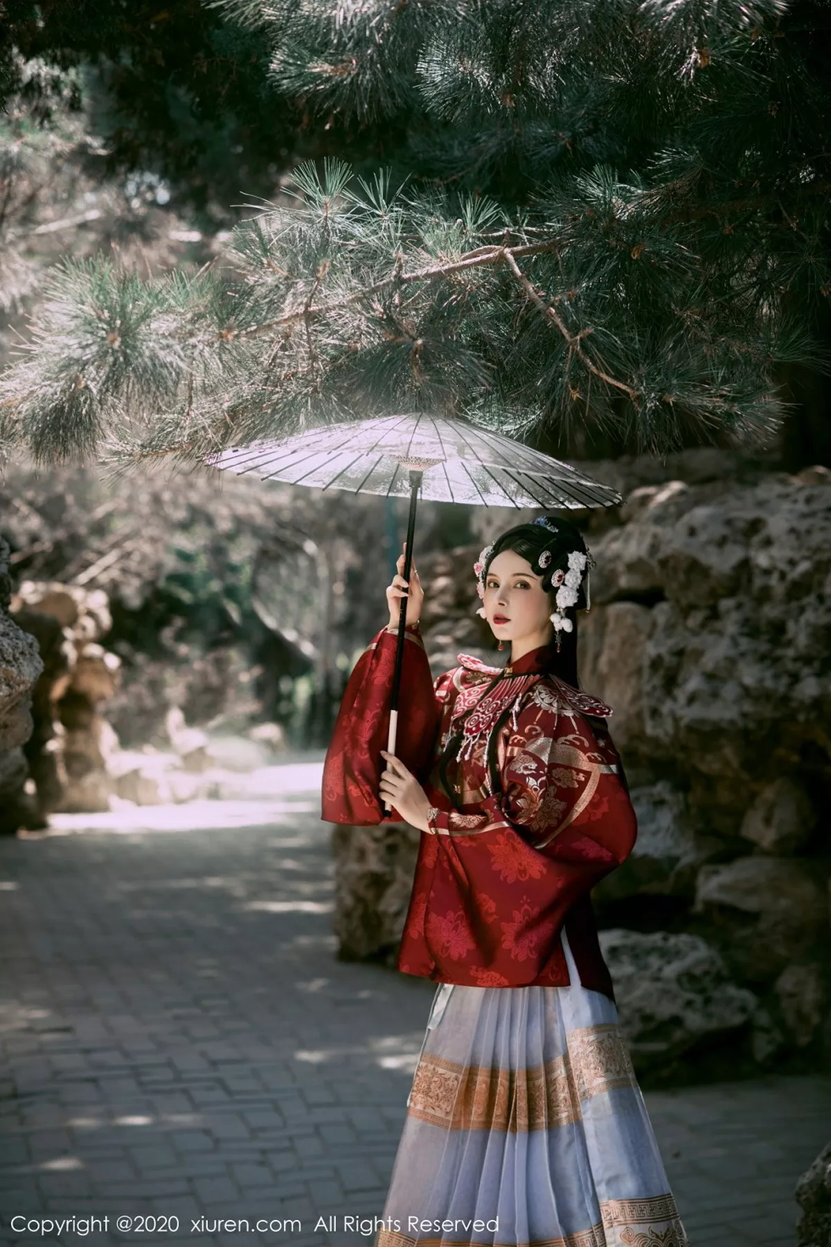 秀人集.com_[XiuRen秀人网]No.2395_嫩模小蛮妖Yummy私房黑色缕空透明旗袍配黑丝裤袜诱惑写真85P