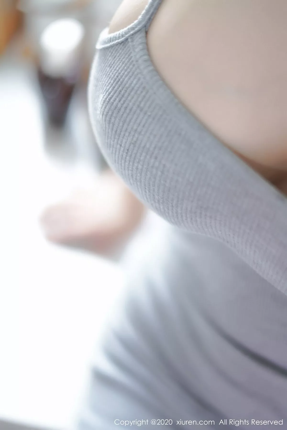 秀人集.com_[XiuRen秀人网]No.2416_嫩模周大萌厨房场景厨娘系列主题低胸吊带裙真空露豪乳诱惑写真43P