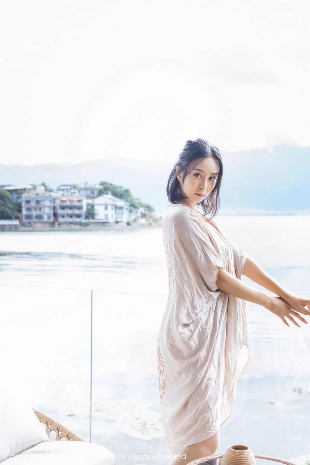 秀人集.com_[XiuRen秀人网]No.2426_嫩模蓝夏Akasha性感白色吊带配超薄肉丝裤袜秀完美身材诱惑写真46P