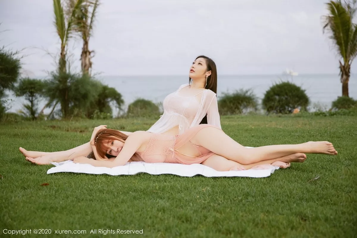 秀人集.com_[XiuRen秀人网]No.2444_两大女神王雨纯与妲己_Toxic三亚旅拍合集户外情趣内衣诱惑写真55P