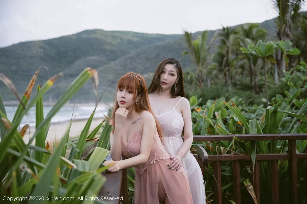 秀人集.com_[XiuRen秀人网]No.2444_两大女神王雨纯与妲己_Toxic三亚旅拍合集户外情趣内衣诱惑写真55P