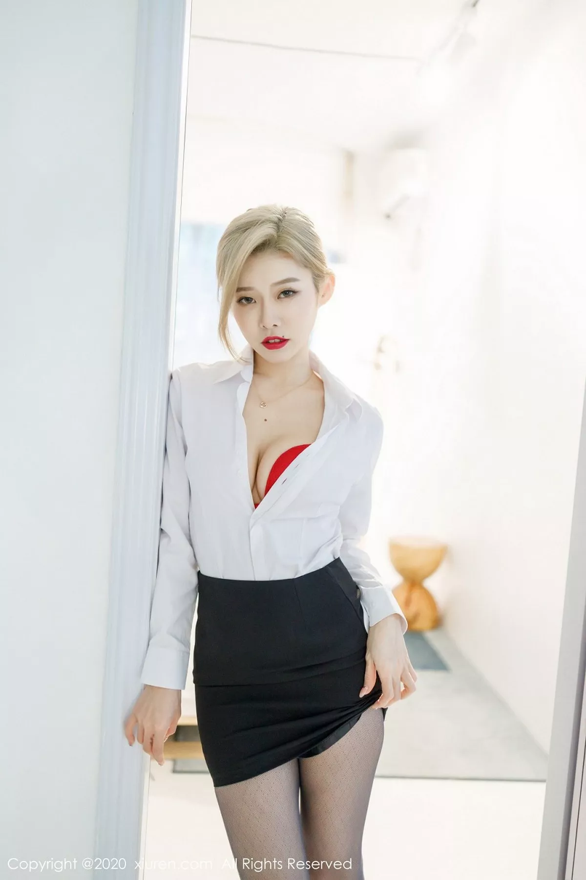 秀人集.com_[XiuRen秀人网]No.2466_嫩模luvian本能白衬衫短裙职业装露性感红色内衣热辣诱惑写真44P