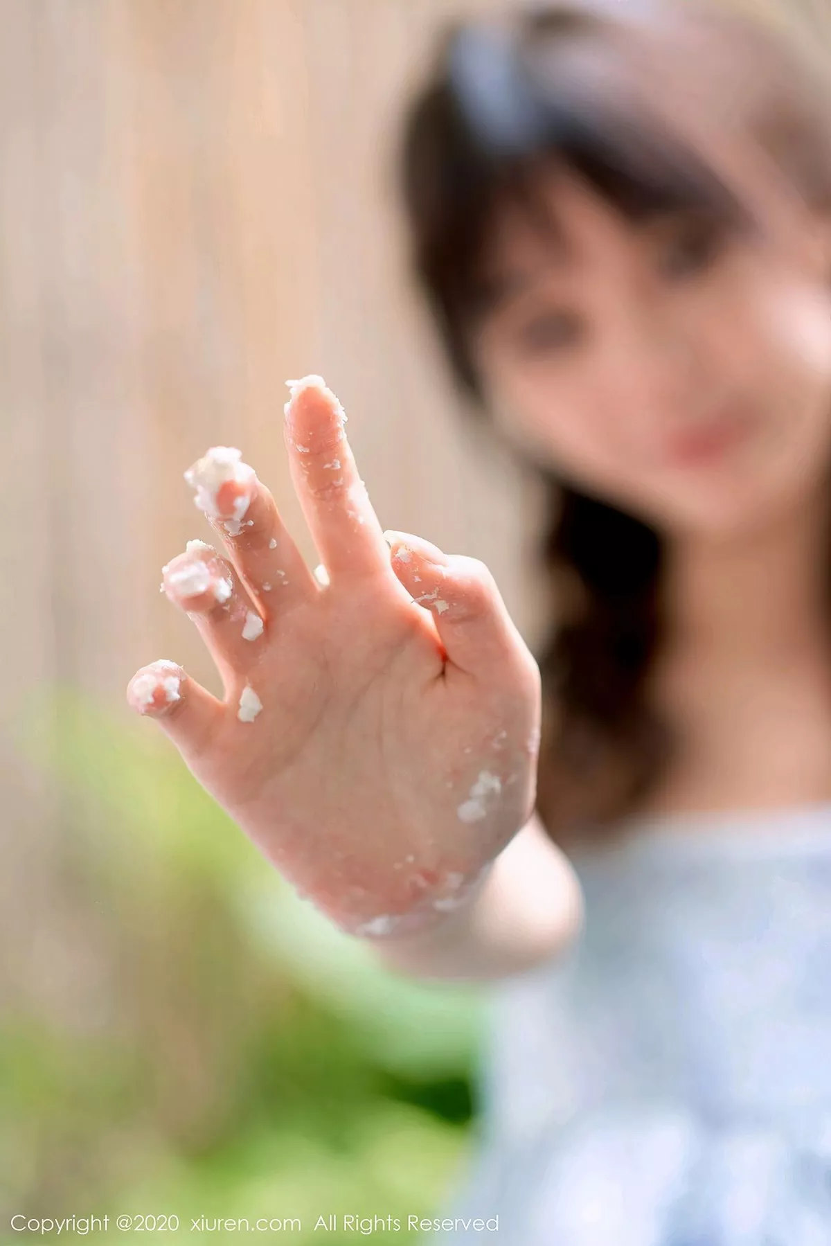 秀人集.com_[XiuRen秀人网]No.2533_新人模特尤其足控福利主题私房吊带连身裙秀美腿玉足性感写真118P