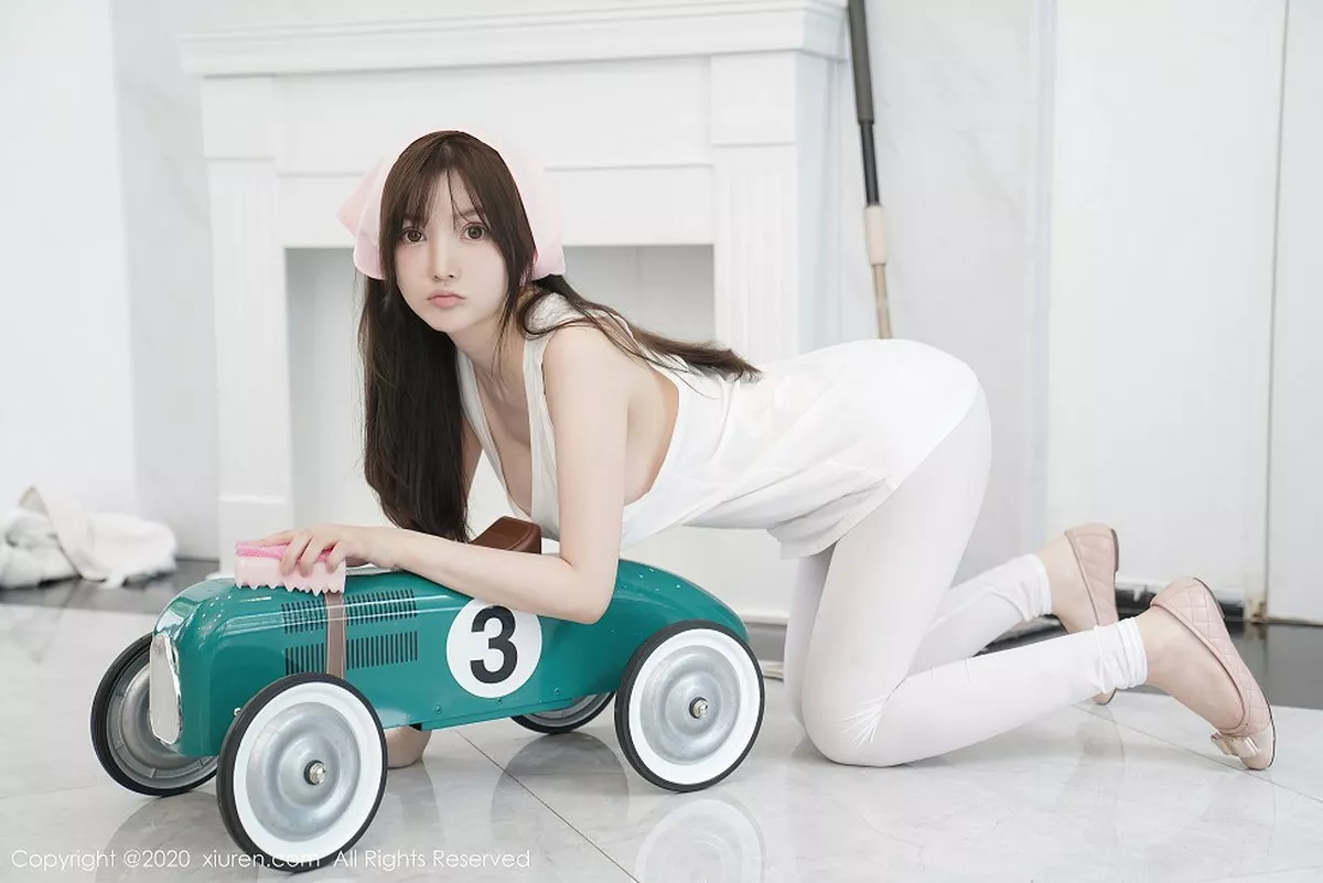 秀人集.com_[XiuRen秀人网]No.2557_女神糯美子Mini性感家政女仆主题超薄无内白丝裤袜极致诱惑写真106P