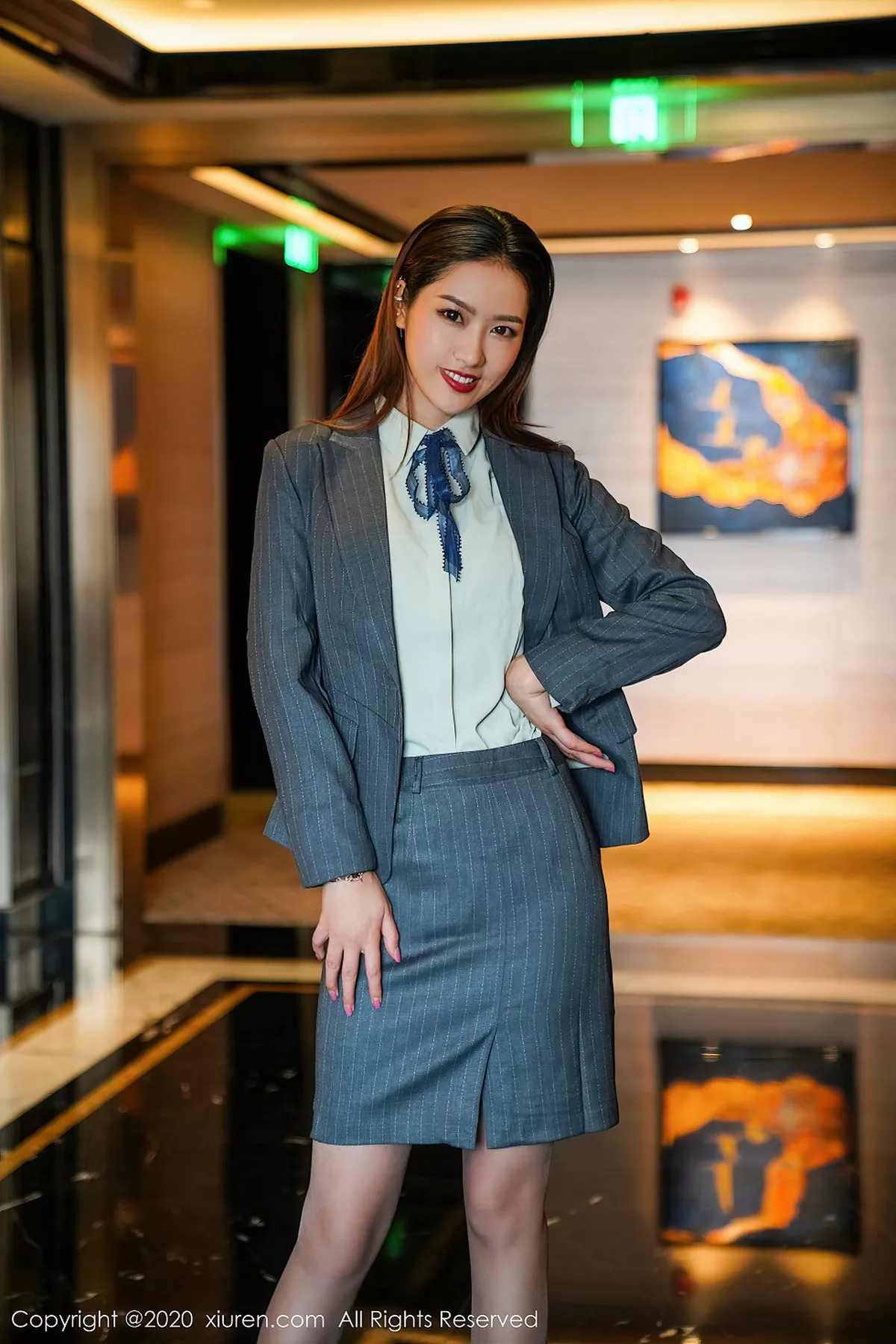 秀人集.com_[XiuRen秀人网]No.2579_嫩模方子萱职场秘书OL制服主题半脱露性感内衣肉丝裤袜诱惑写真96P