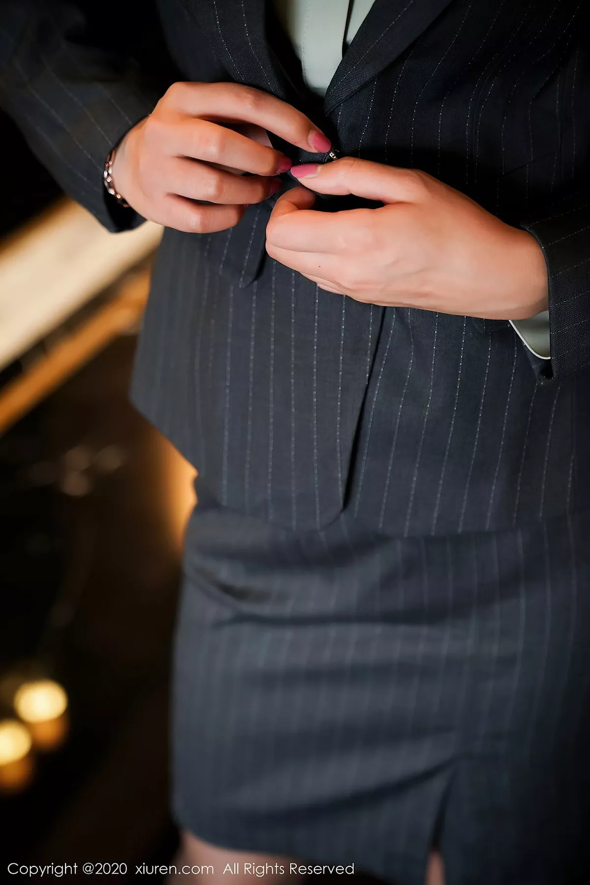 秀人集.com_[XiuRen秀人网]No.2579_嫩模方子萱职场秘书OL制服主题半脱露性感内衣肉丝裤袜诱惑写真96P