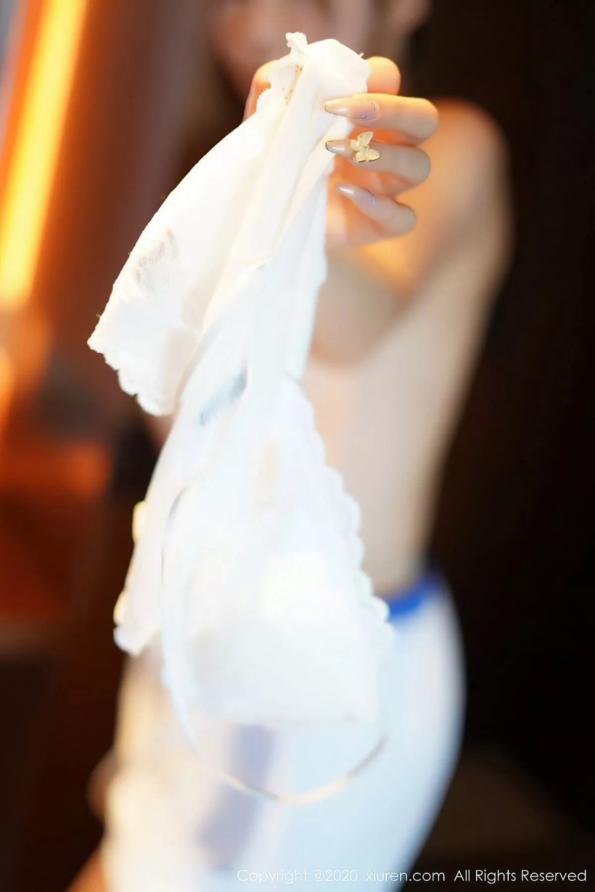 秀人集.com_[XiuRen秀人网]No.2586_嫩模柴婉艺Averie清纯校服主题蓝白运动校服半脱撩人诱惑写真48P