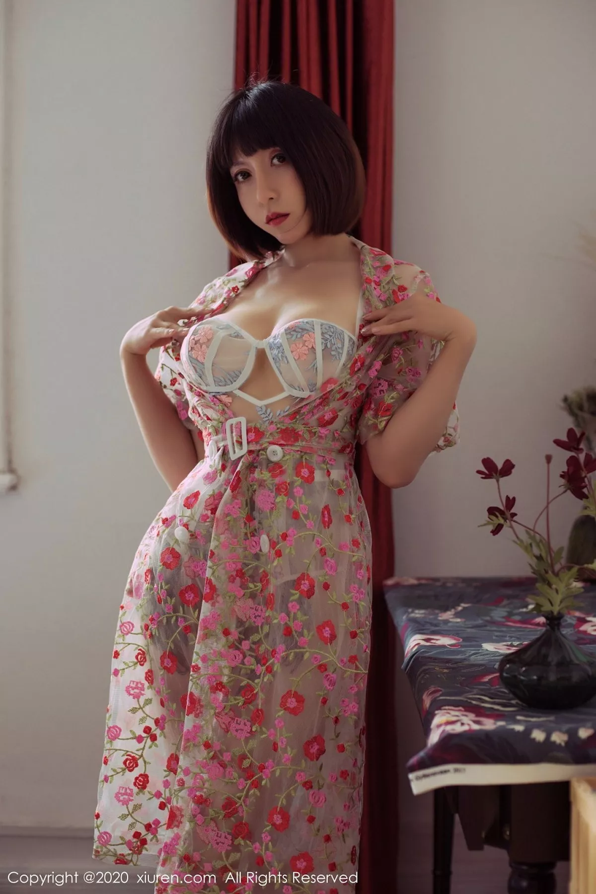 秀人集.com_[XiuRen秀人网]No.2654_大美妞安妮斯朵拉私房色戒旗袍配透视内衣秀魔鬼身材诱惑写真53P