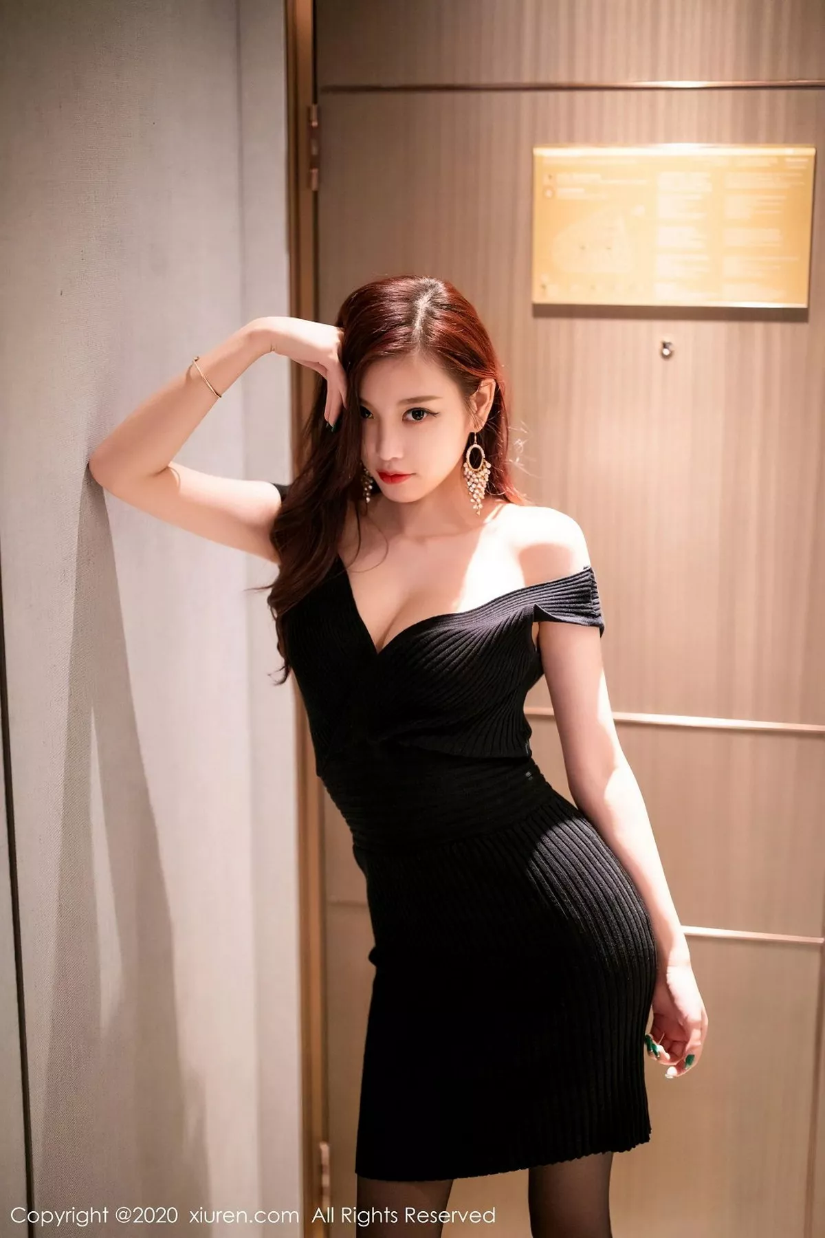 图片[2]-[XiuRen秀人网]第2704期杨晨晨写真-秀人集