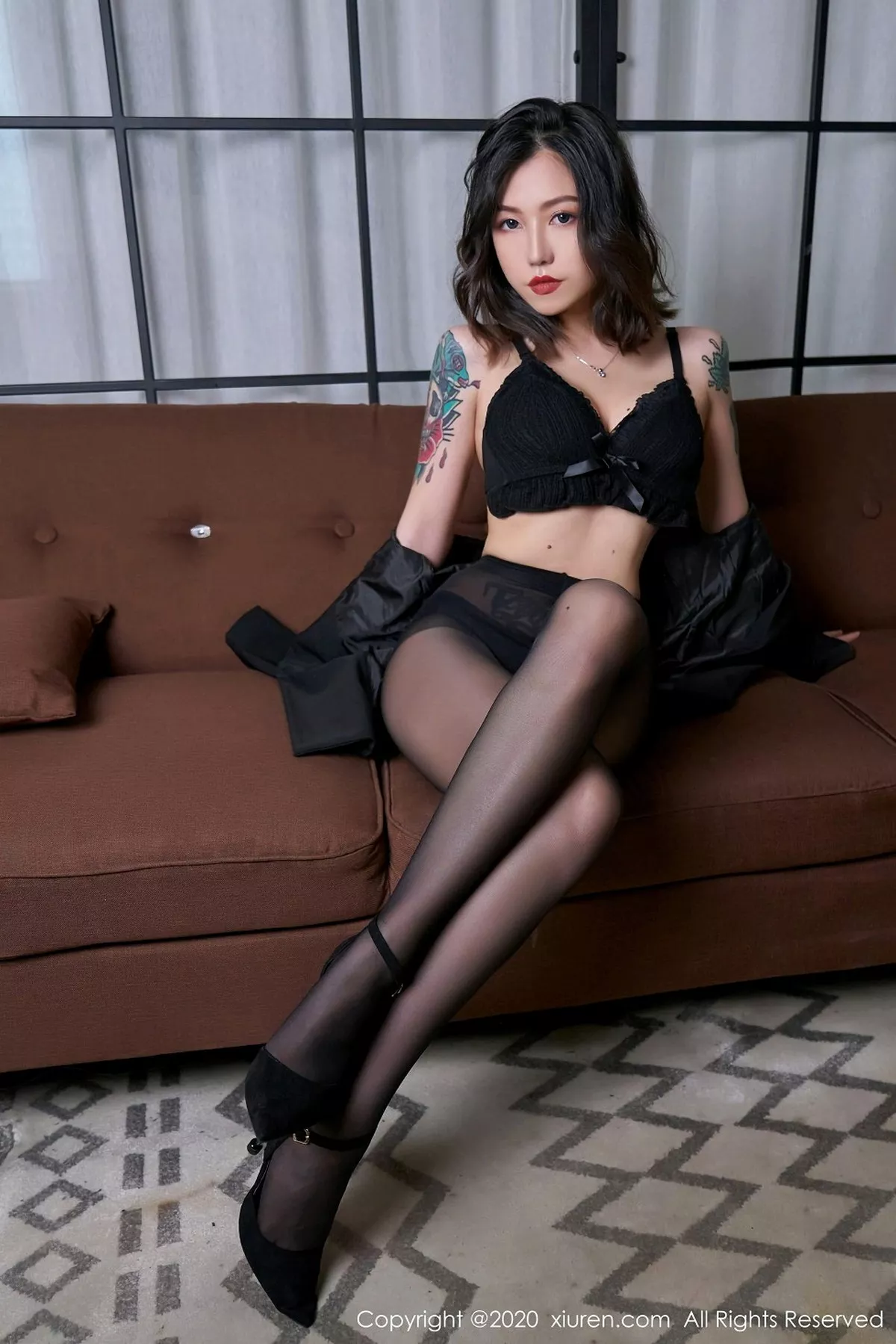 图片[45]-[XiuRen秀人网]第2711期舌尖上的菊花写真-秀人集