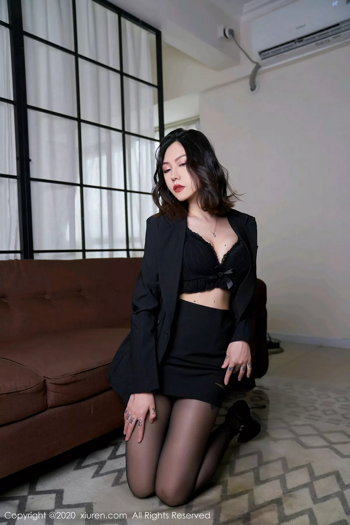 图片[29]-[XiuRen秀人网]第2711期舌尖上的菊花写真-秀人集