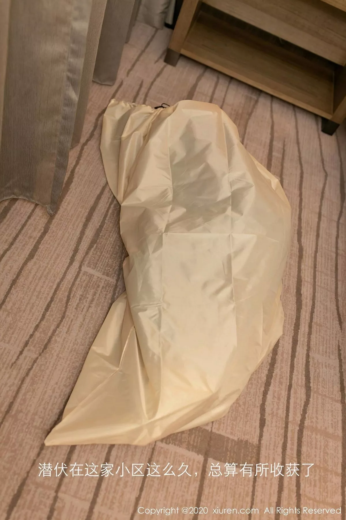 图片[2]-[XiuRen秀人网]第2716期鱼子酱写真-秀人集