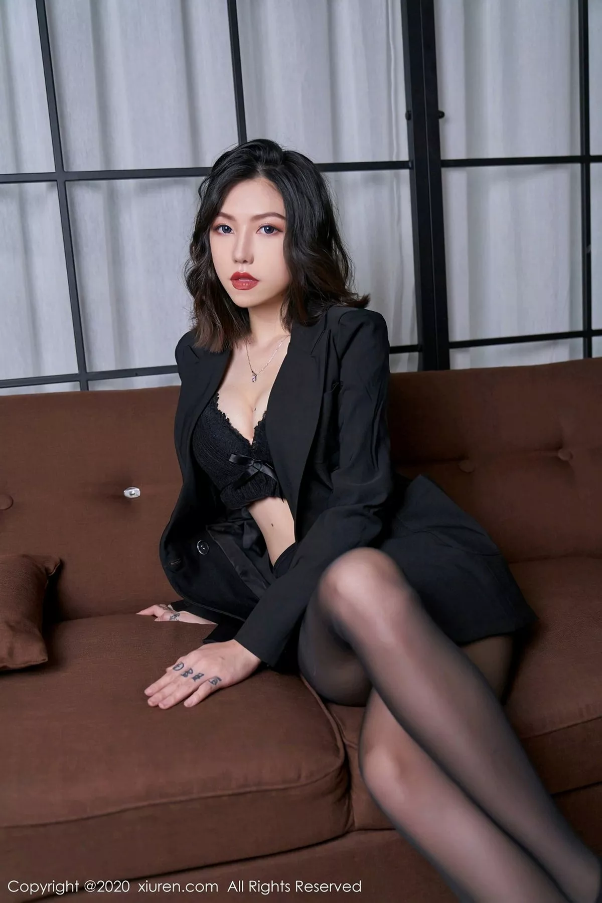 图片[48]-[XiuRen秀人网]第2711期舌尖上的菊花写真-秀人集