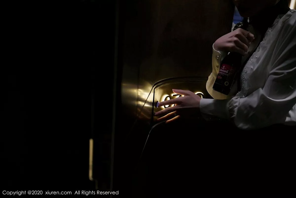 图片[25]-[XiuRen秀人网]第2722期周于希写真-秀人集