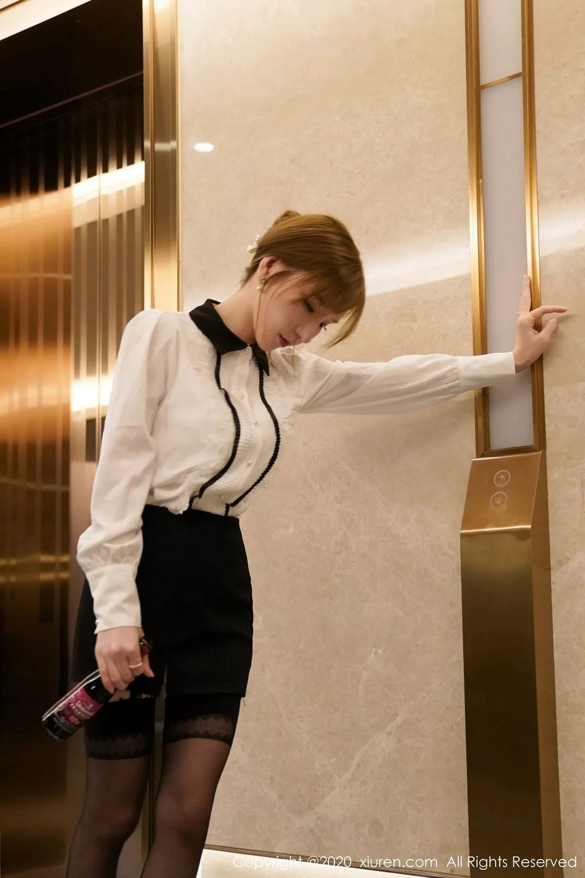 图片[21]-[XiuRen秀人网]第2722期周于希写真-秀人集