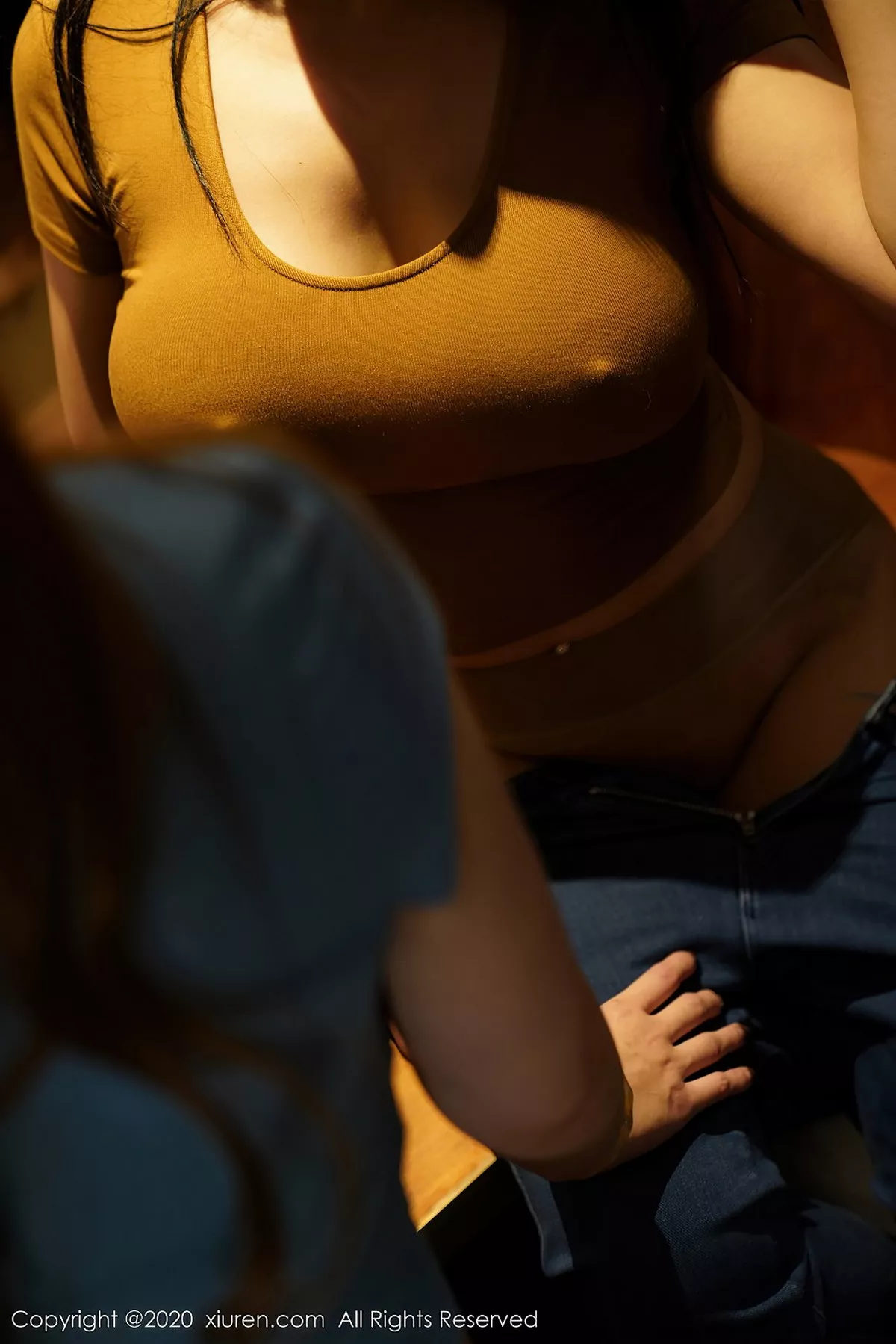 秀人集.com_[XiuRen秀人网]No.2622_女神Egg-尤妮丝＆果儿Victoria剧情手法主题床上撩人诱惑写真72P