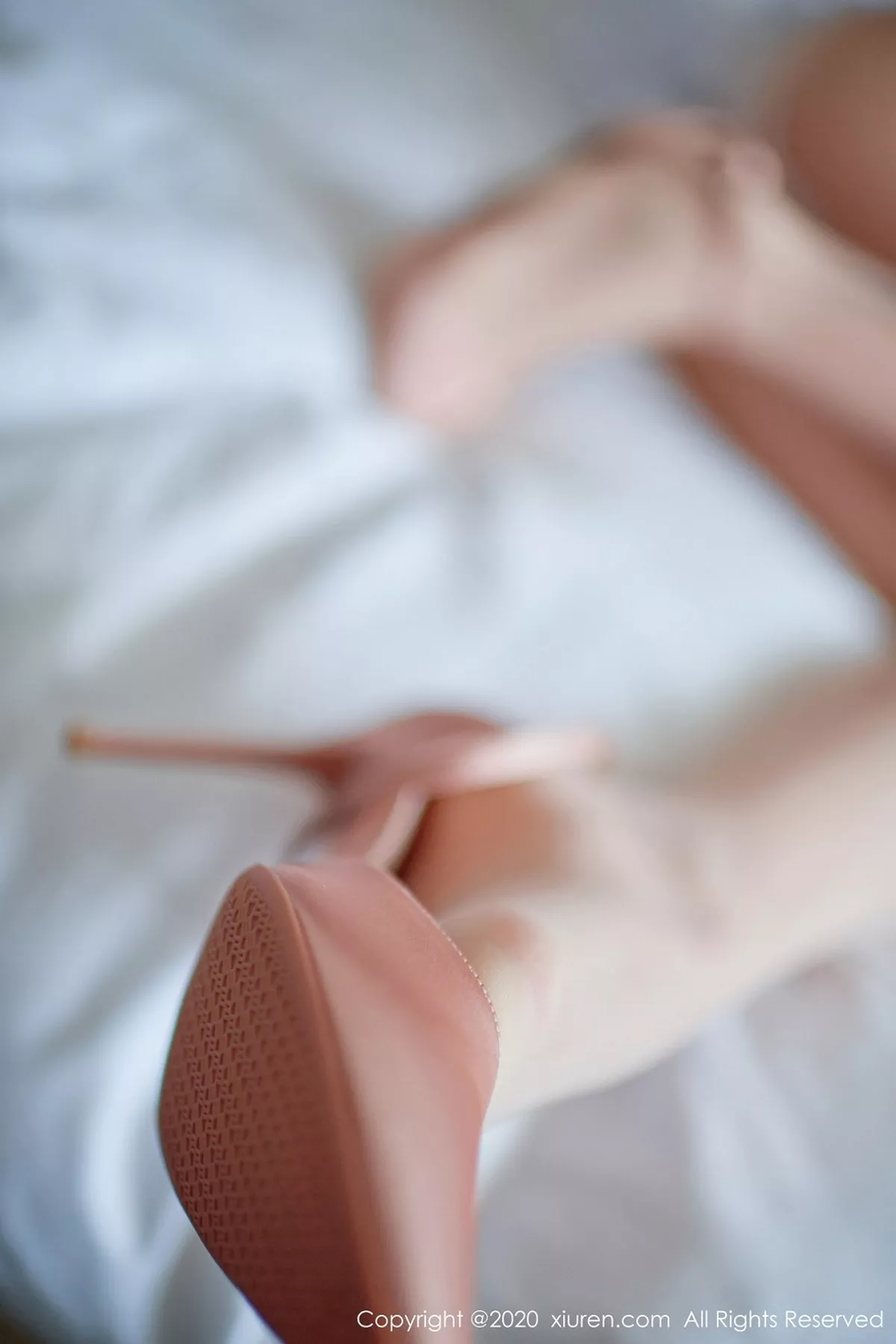 秀人集.com_[XiuRen秀人网]No.2627_嫩模方子萱私房性感白衬衣配蕾丝内衣秀白嫩肌肤诱惑写真64P