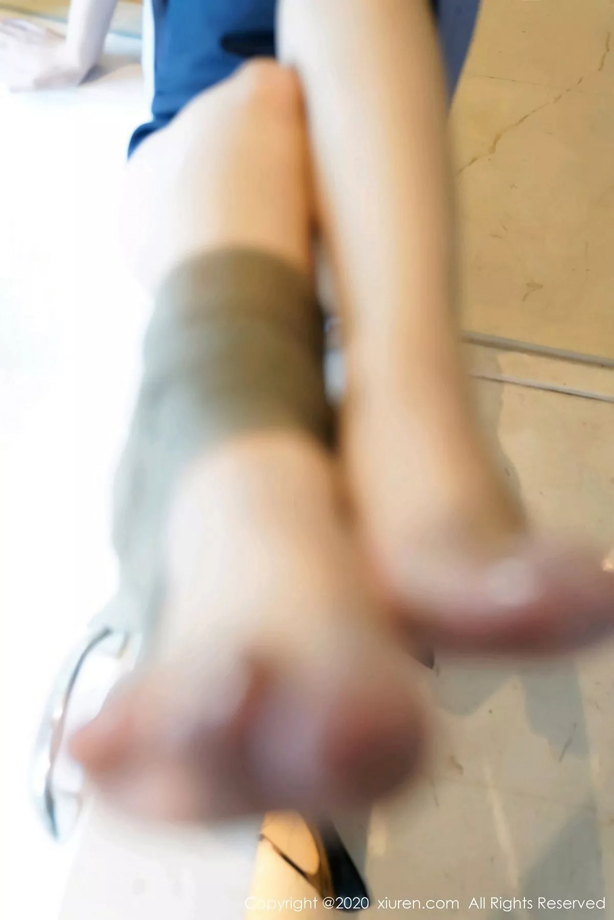 秀人集.com_[XiuRen秀人网]No.2816_嫩模小蛮妖Yummy职场白衬衫OL主题半脱肉丝裤袜秀翘臀诱惑写真80P