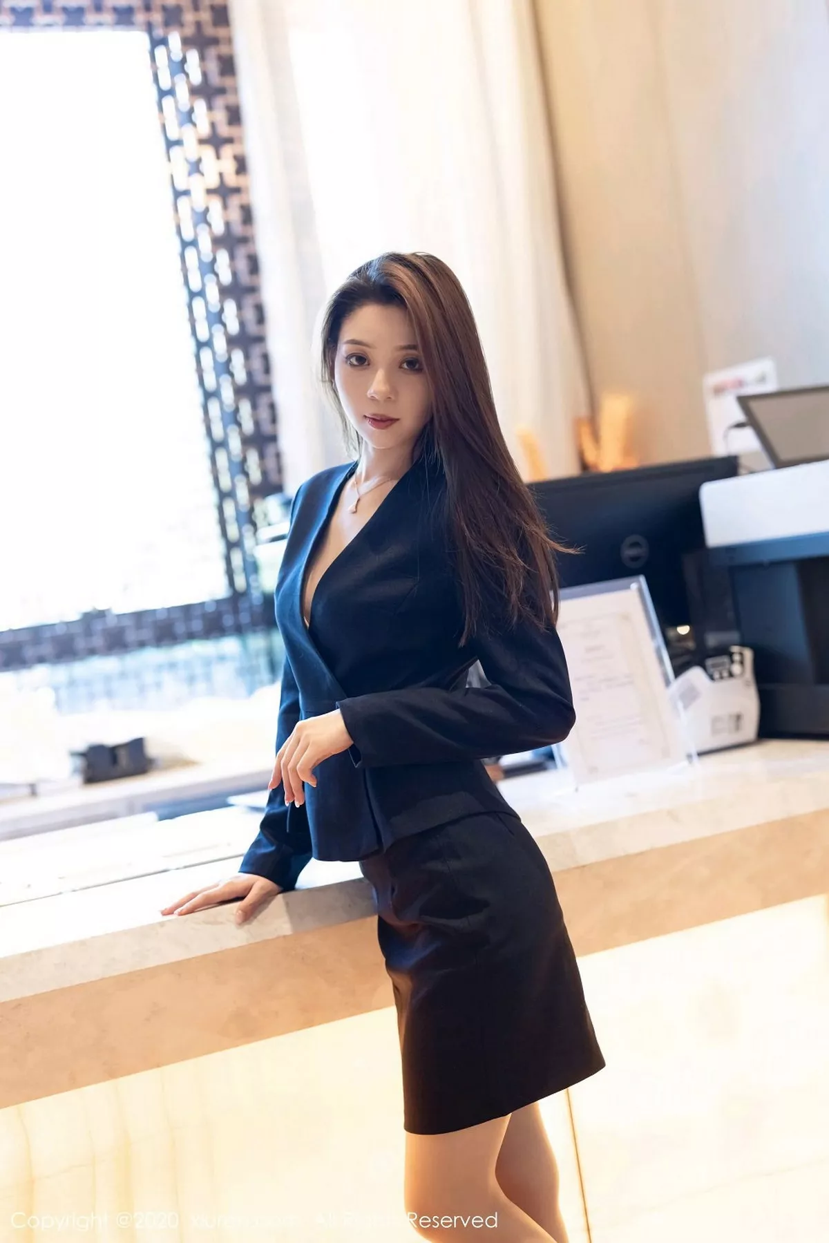 秀人集.com_[XiuRen秀人网]No.2838_嫩模言沫经典职场制服主题半脱露肉色内衣黑丝裤袜迷人诱惑写真58P