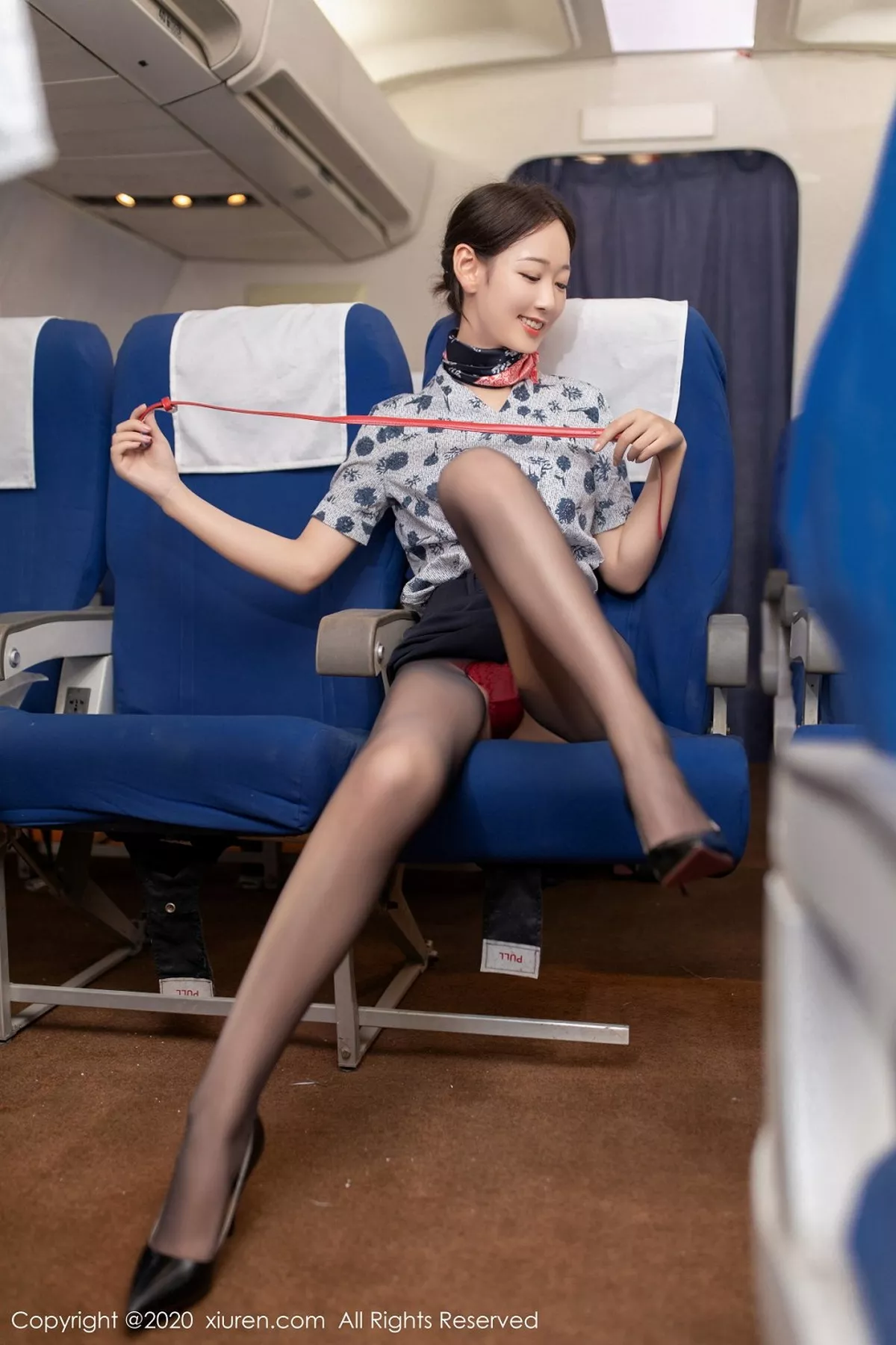 秀人集.com_[XiuRen秀人网]No.2840_嫩模唐安琪空姐下班后主题性感红色内衣配开档黑丝裤袜诱惑写真70P