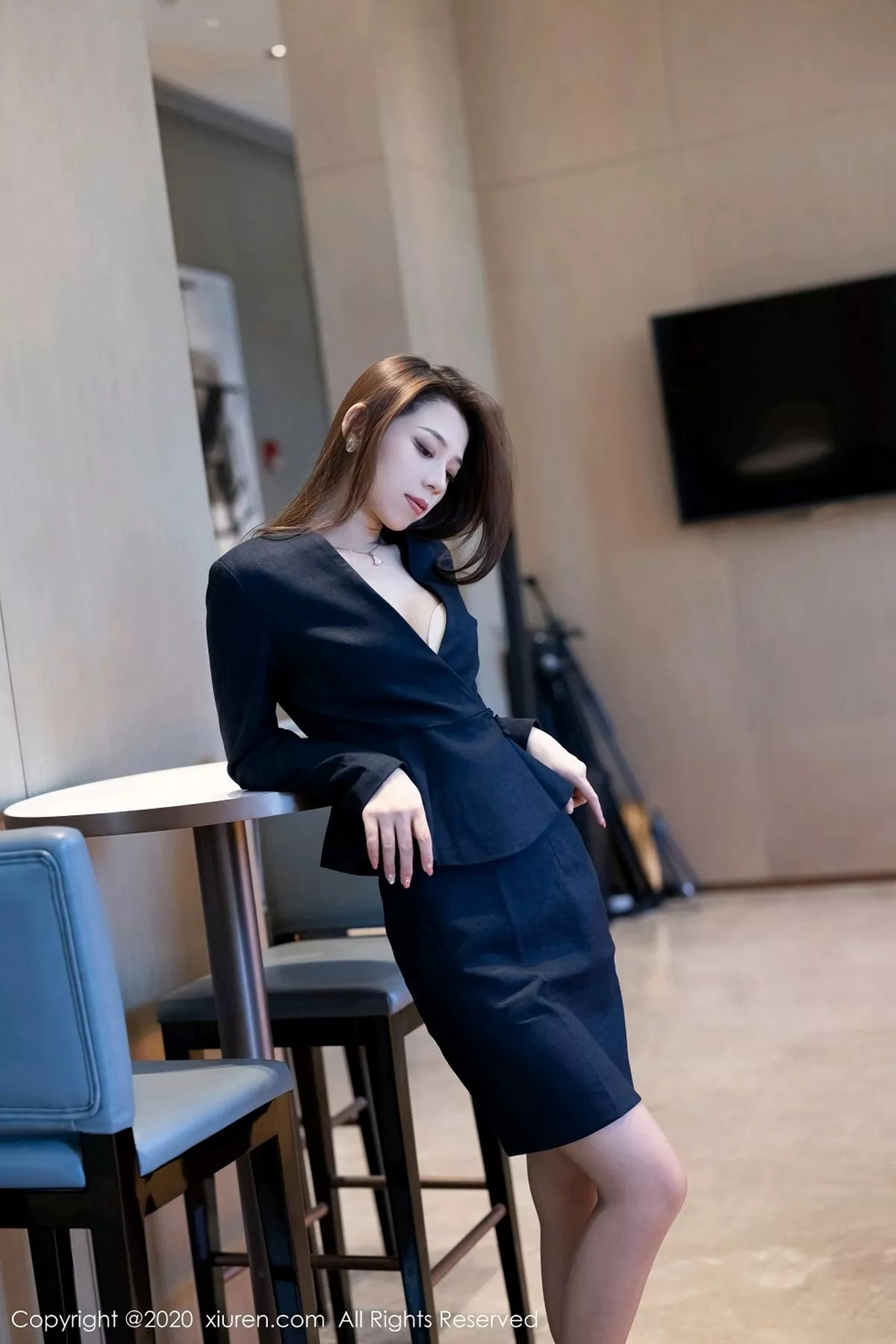 秀人集.com_[XiuRen秀人网]No.2838_嫩模言沫经典职场制服主题半脱露肉色内衣黑丝裤袜迷人诱惑写真58P