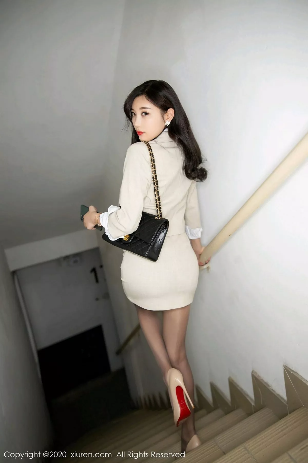 图片[10]-[XiuRen秀人网]第2864期杨晨晨写真-秀人集