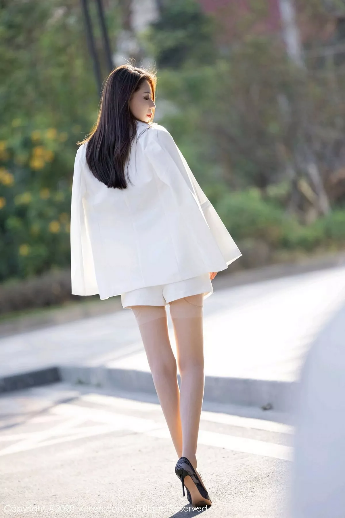 图片[11]-[XiuRen秀人网]第2868期言沫写真-秀人集