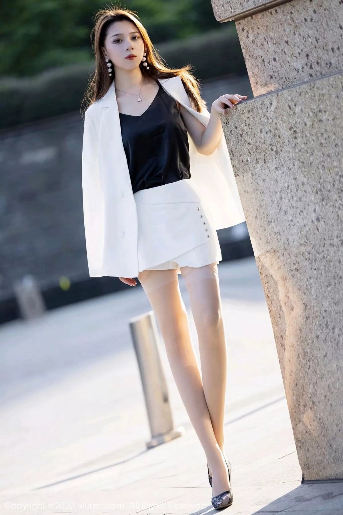 图片[13]-[XiuRen秀人网]第2868期言沫写真-秀人集