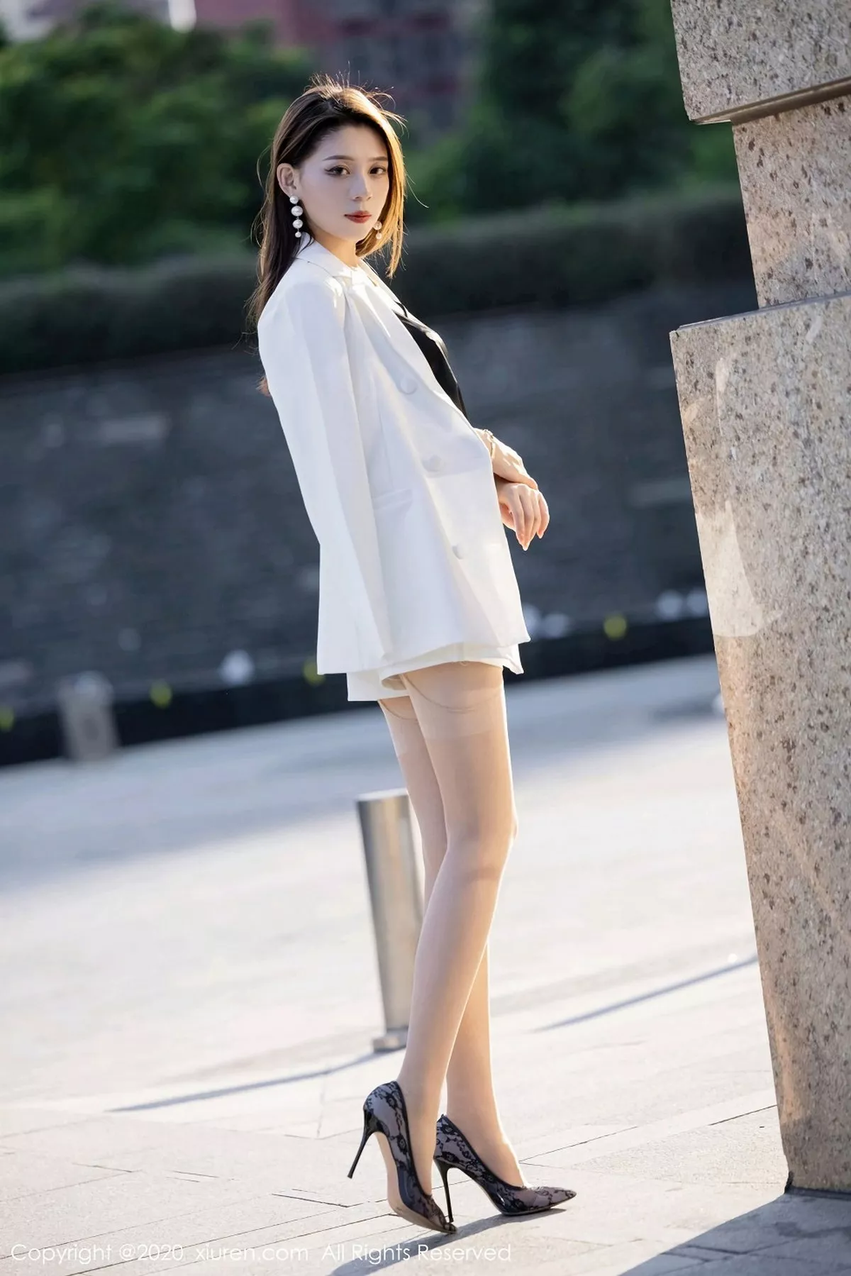 图片[14]-[XiuRen秀人网]第2868期言沫写真-秀人集