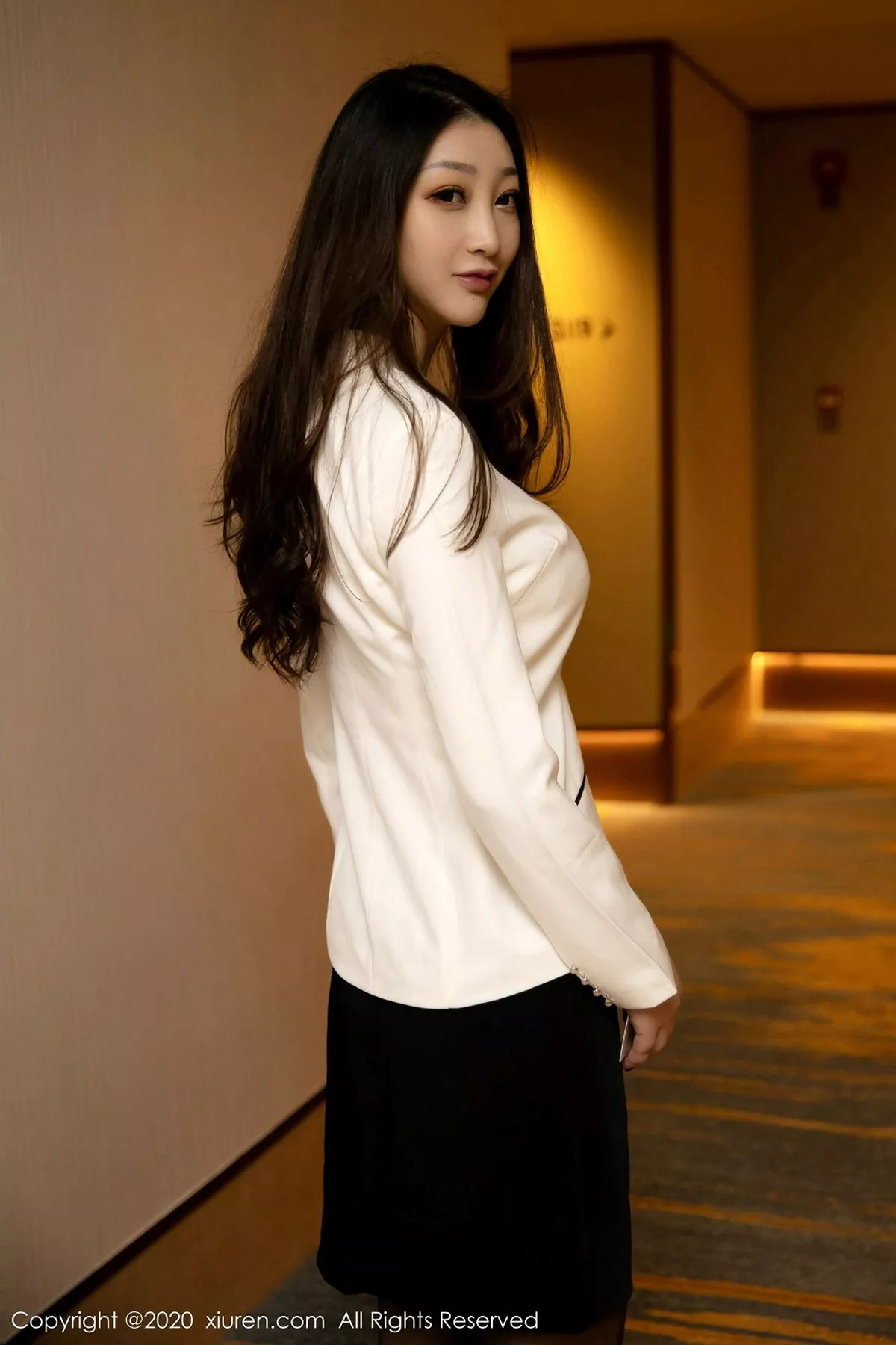 图片[15]-[XiuRen秀人网]第2880期妲己写真-秀人集