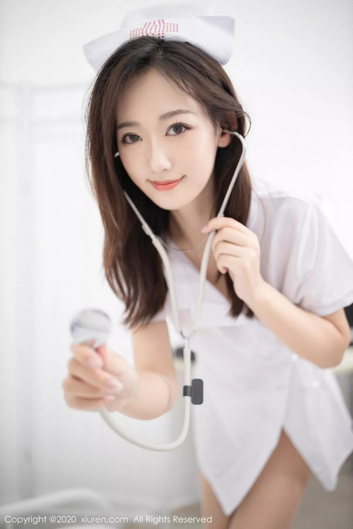 秀人集.com_[XiuRen秀人网]No.2893_嫩模唐安琪护士打针主题性感白色内衣配肉丝裤袜迷人诱惑写真50P