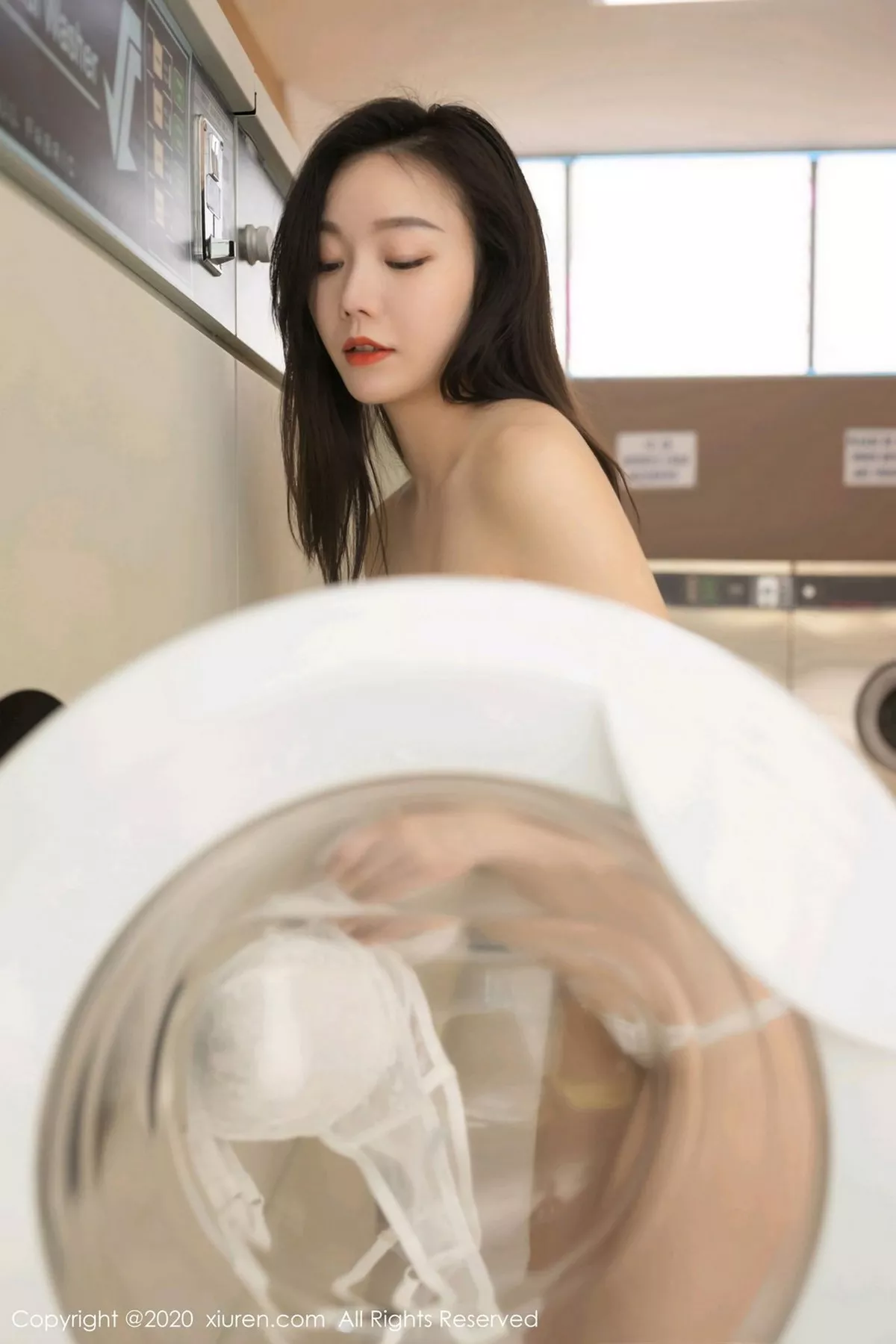 秀人集.com_[XiuRen秀人网]No.2943_嫩模安然Maleah洗衣房老板主题私房半脱露性感内衣撩人诱惑写真66P