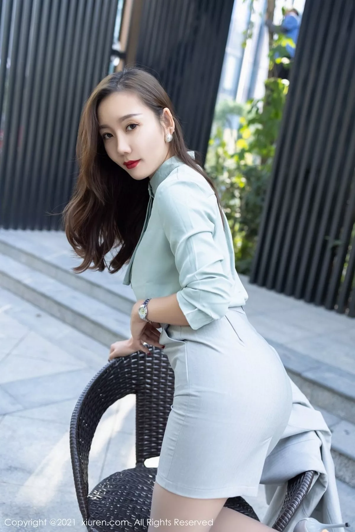 秀人集.com_[XiuRen秀人网]No.2964_嫩模艾静香经典职场OL主题超薄肉丝裤袜秀翘臀撩人诱惑写真43P