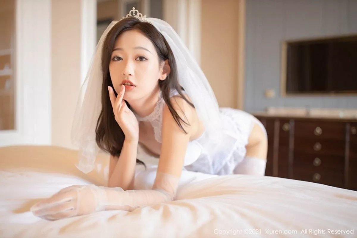 秀人集.com_[XiuRen秀人网]No.2968_嫩模唐安琪白色婚纱主题性感紧身内衣配吊带白丝袜完美诱惑写真66P