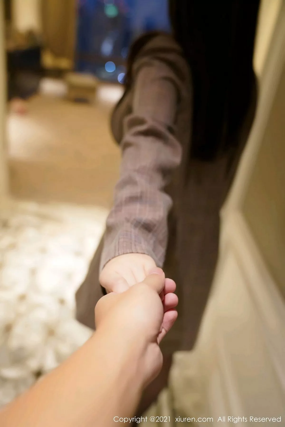 秀人集.com_[XiuRen秀人网]No.2977_女神糯美子Mini澳门旅拍尾随剧情主题黑色情趣内衣秀巨乳诱惑写真62P