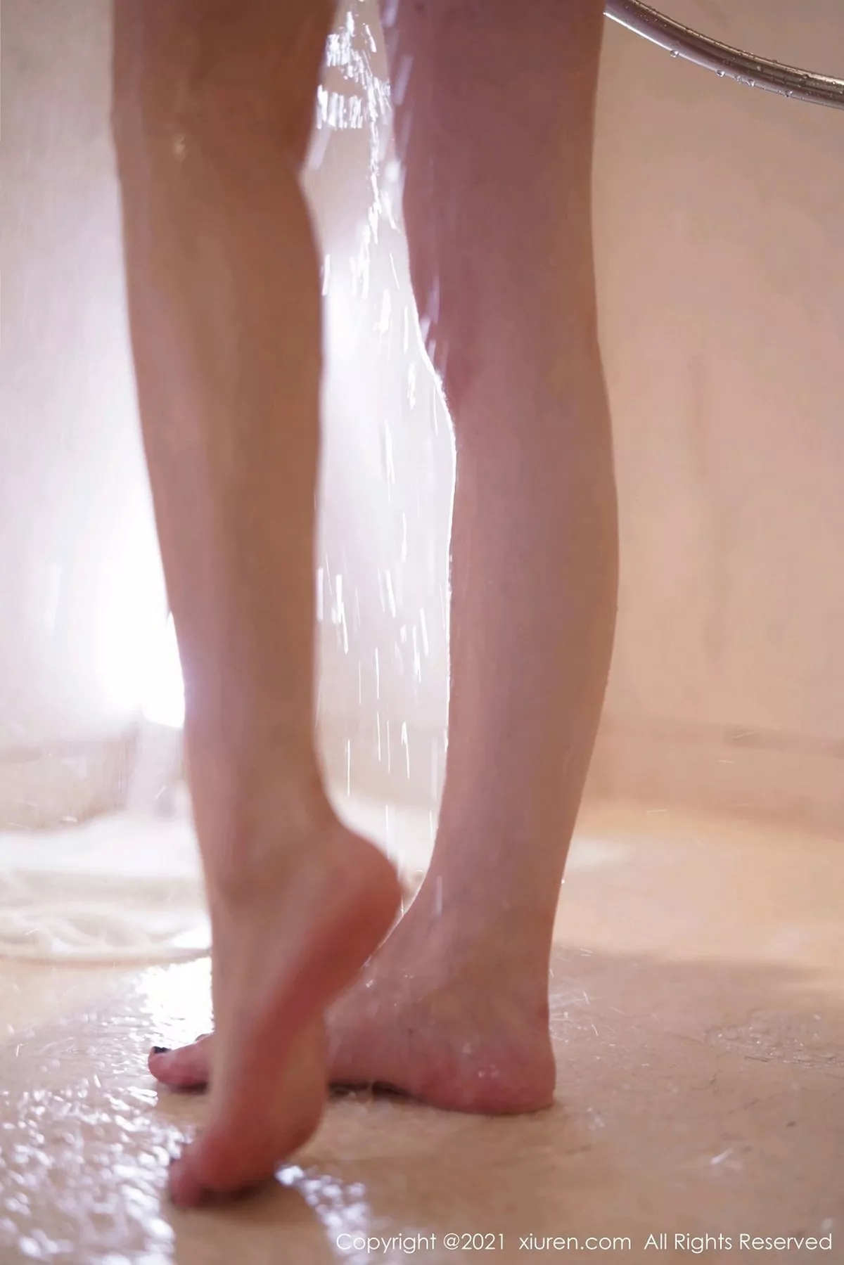 秀人集.com_[XiuRen秀人网]No.3005_女神周于希Sandy浴室中真空连身裙半撩露豪乳半球极致诱惑写真80P