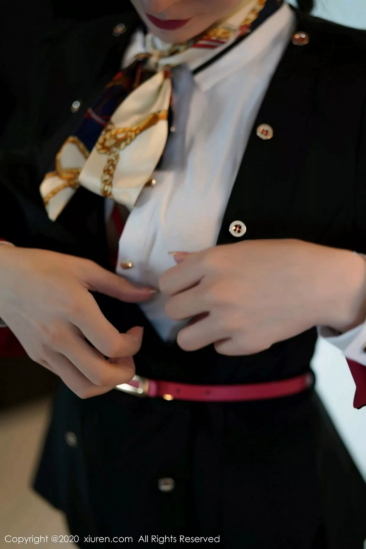 秀人集.com_[XiuRen秀人网]No.2915_女神周于希Sandy空姐真实场景剧情主题红色内衣配黑丝诱惑写真106P