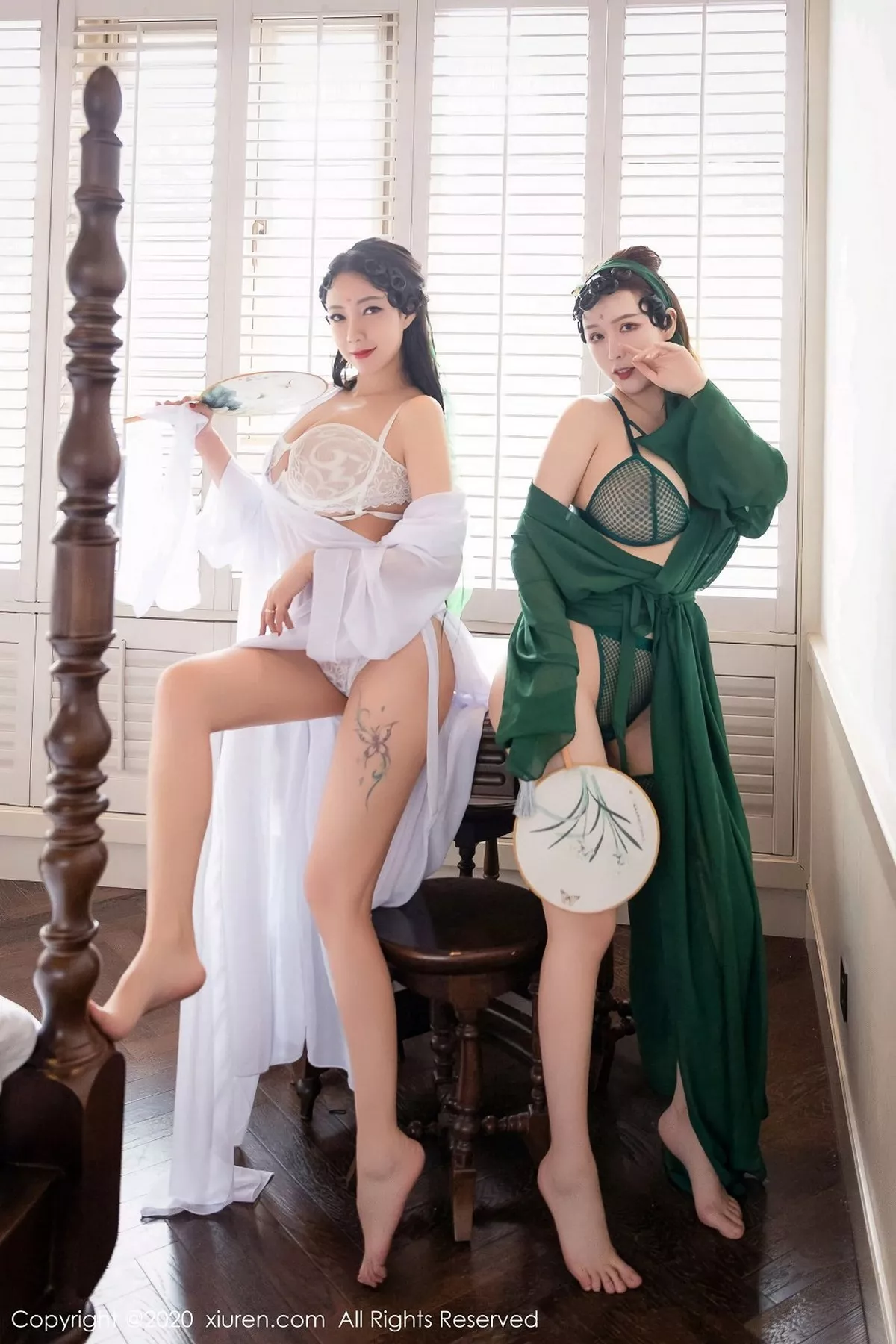 秀人集.com_[XiuRen秀人网]No.2913_女神尤妮丝＆果儿Victoria演绎青白蛇主题私房内衣诱惑写真57P