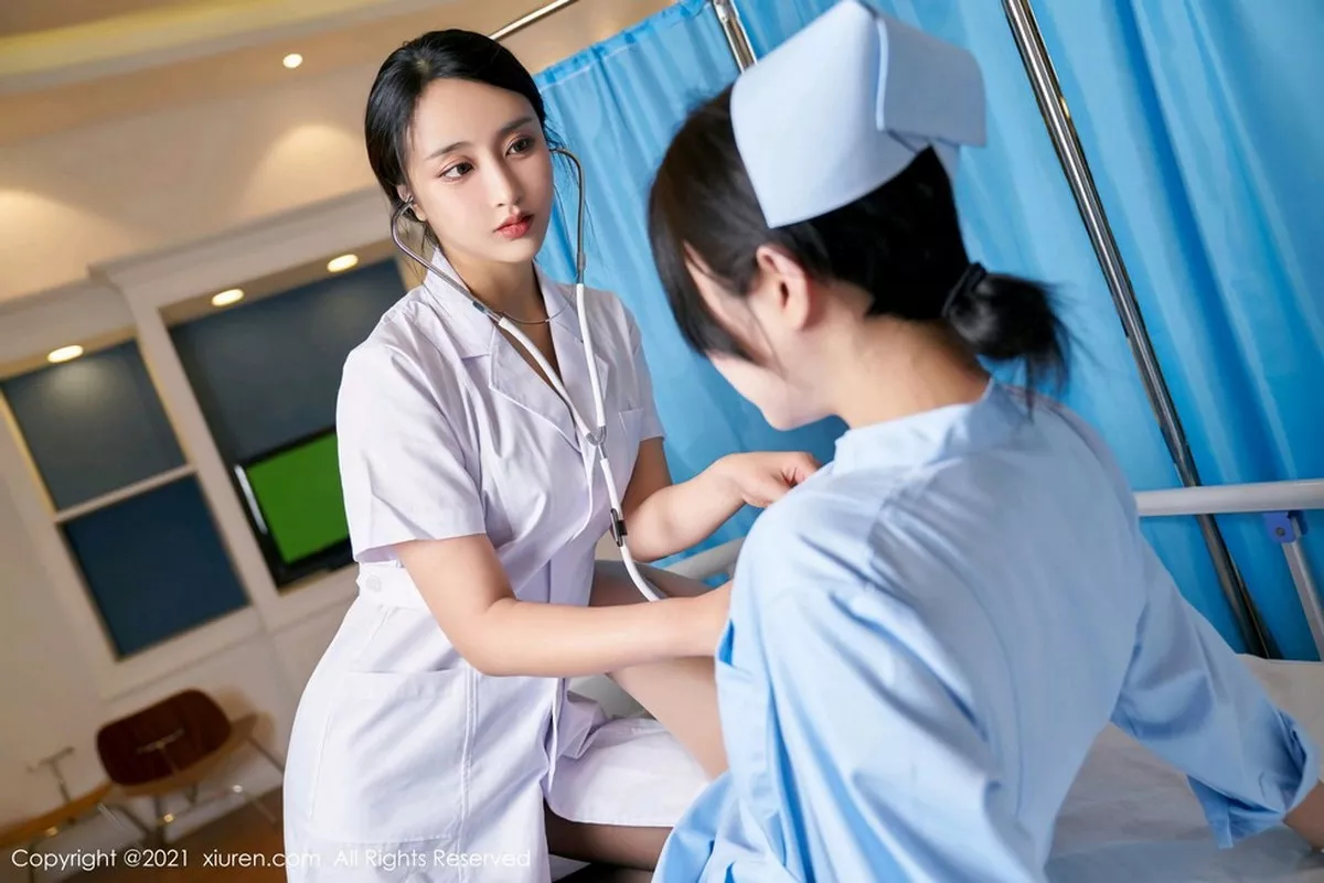 秀人集.com_[XiuRen秀人网]No.3060_嫩模九月生＆林子欣心愿旅拍医生护士剧情主题床上撩人诱惑写真85P