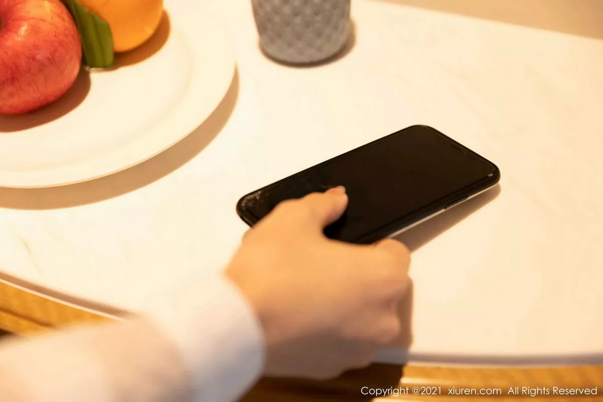 秀人集.com_[XiuRen秀人网]No.3063_女神周于希Sandy厦门旅拍剧情人妻主题半脱露火辣身材诱惑写真122P