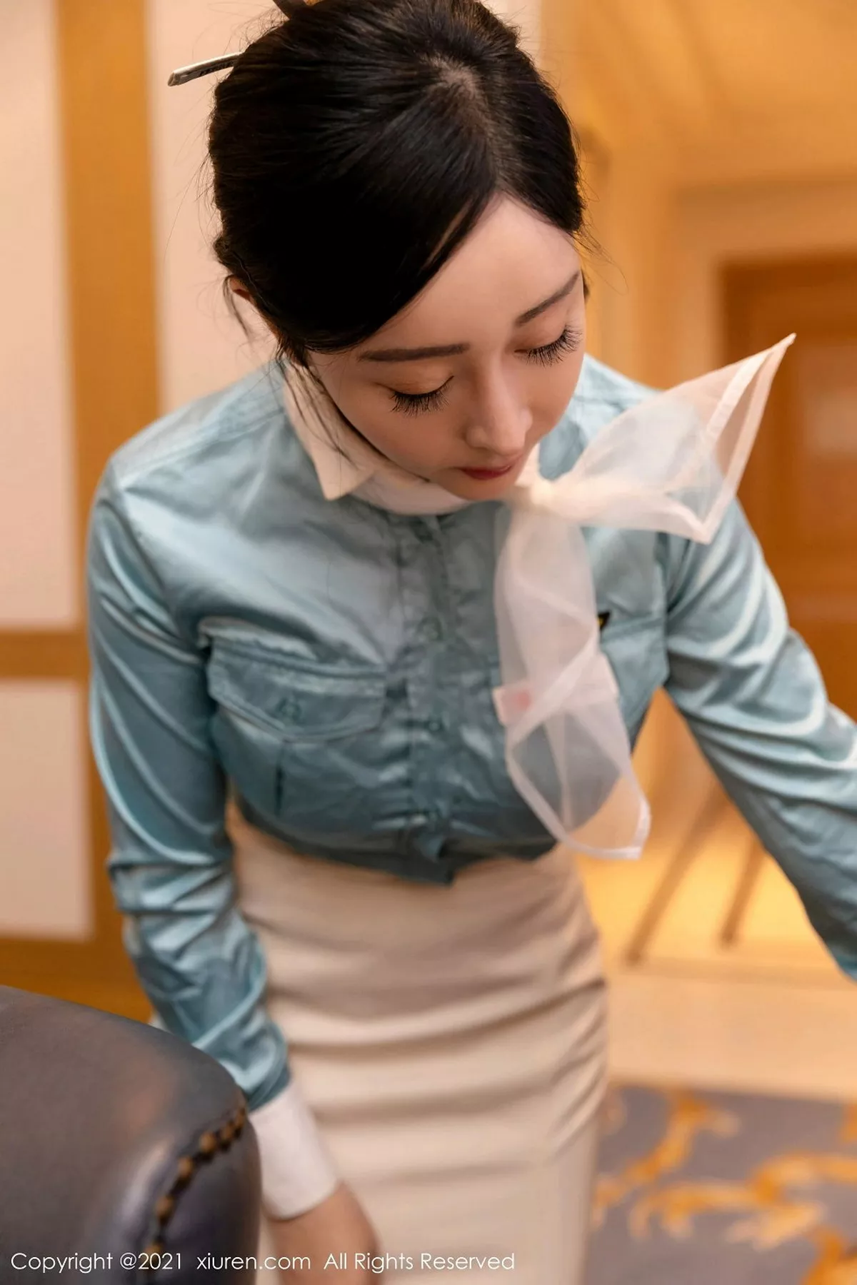 秀人集.com_[XiuRen秀人网]No.3014_嫩模允爾厦门旅拍空姐剧情主题私房脱衣露火辣身材诱惑写真84P