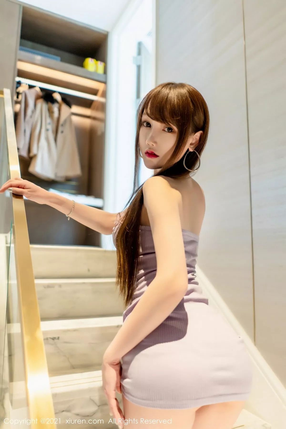 秀人集.com_[XiuRen秀人网]No.3025_新人妹子星小兔Meetu典雅粉色连身裙秀凹凸别致身材诱惑写真47P