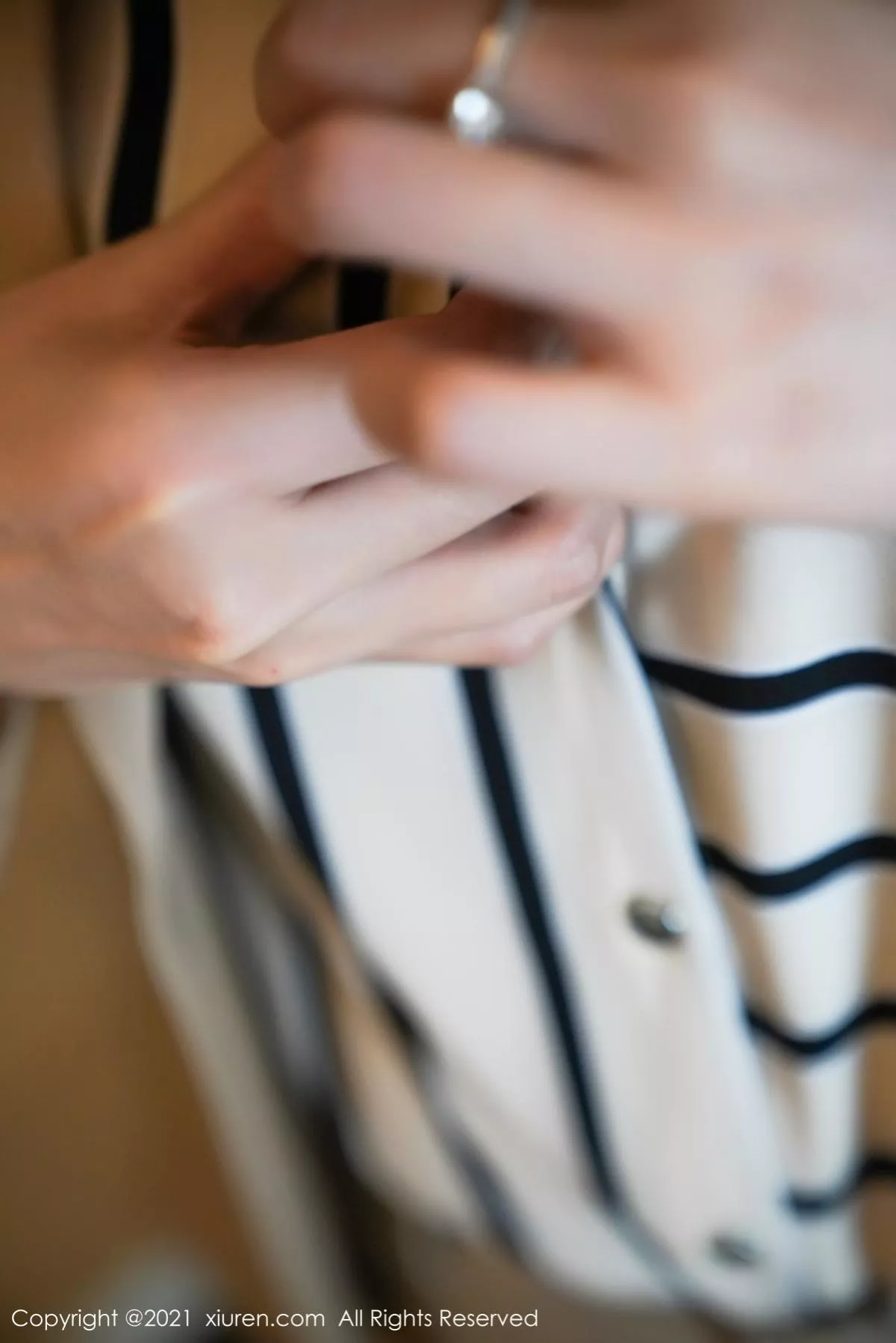 图片[12]-[XiuRen秀人网]第3150期文芮写真-秀人集