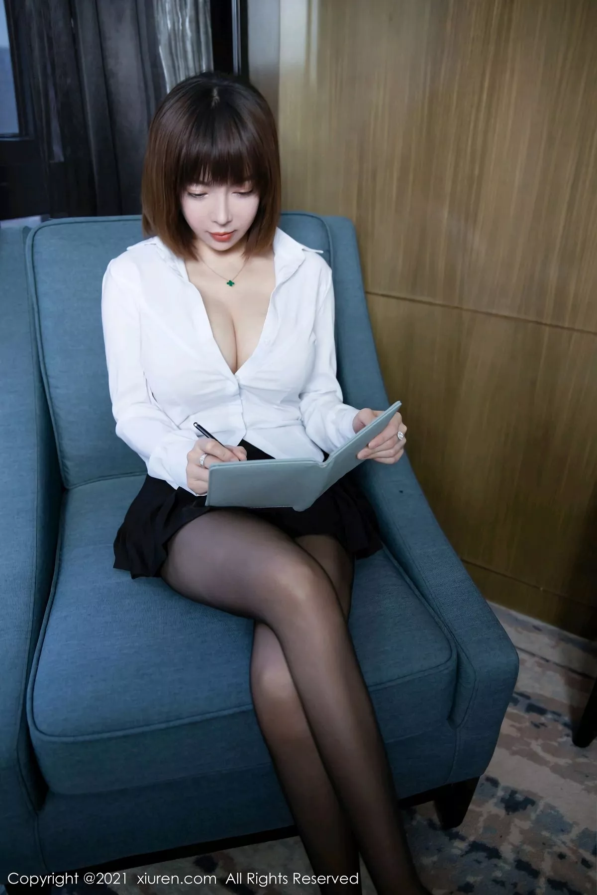 [XiuRen秀人网]第3151期大白兔写真-秀人集