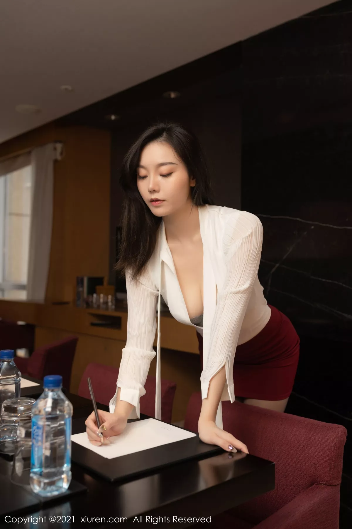 图片[36]-[XiuRen秀人网]第3161期安然写真-秀人集