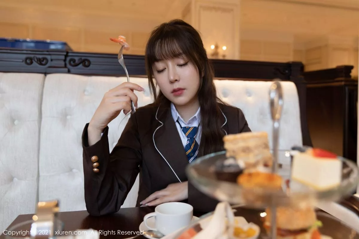 图片[19]-[XiuRen秀人网]第3176期王雨纯写真-秀人集