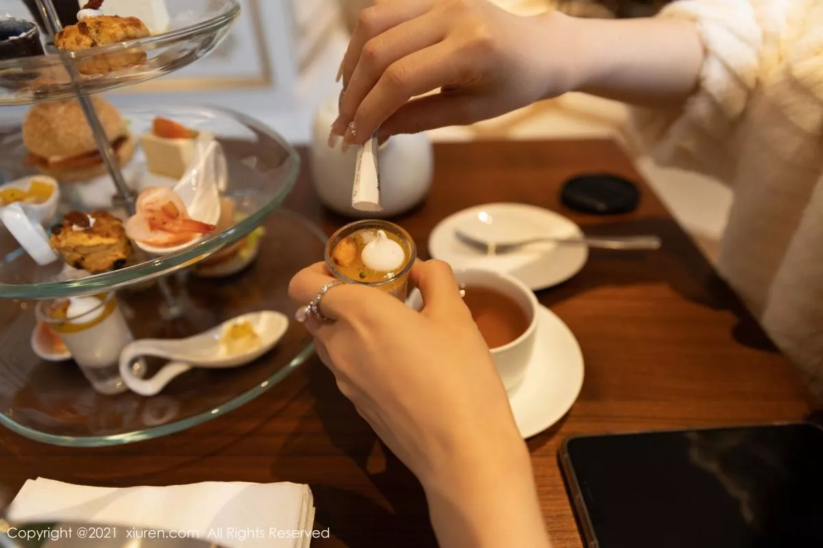 图片[5]-[XiuRen秀人网]第3176期王雨纯写真-秀人集